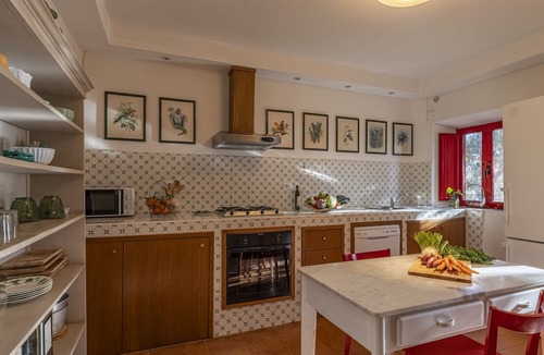 Sassetta Villa | L'Incrociata - Seven Bedroom Villa, Sleeps 11