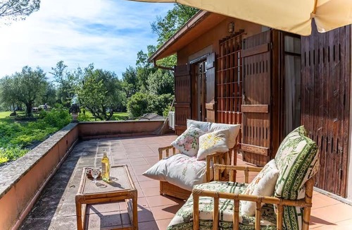 Magliano Sabina Villa | Exclusive villa in Sabina with a view and a pool