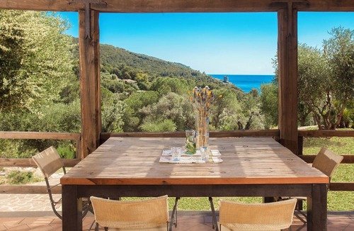 Monte Argentario House | DomoSalina sea view Villa in Tuscany. Five minutes walking distance to the sea.