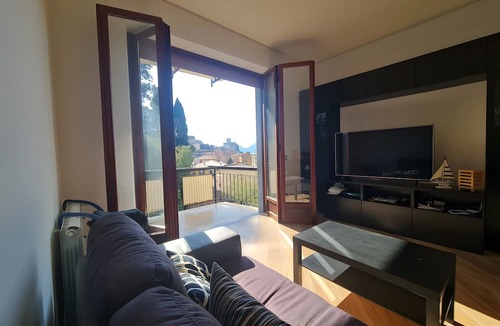 Lerici Apartment | 5 Terre-Lerici-Angioletta Apartment: Comfortable, Private Parking, Balcony, Wi-Fi