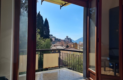 Lerici Apartment | 5 Terre-Lerici-Angioletta Apartment: Comfortable, Private Parking, Balcony, Wi-Fi